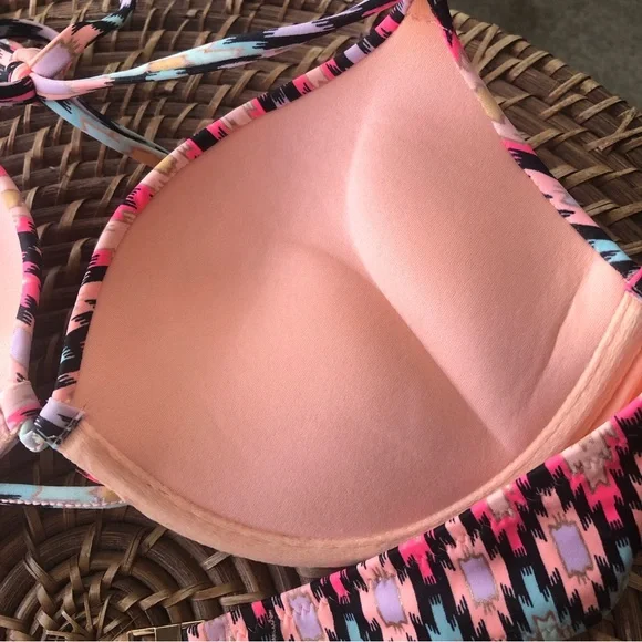 Victoria’s Secret Miraculous Bombshell Bikini